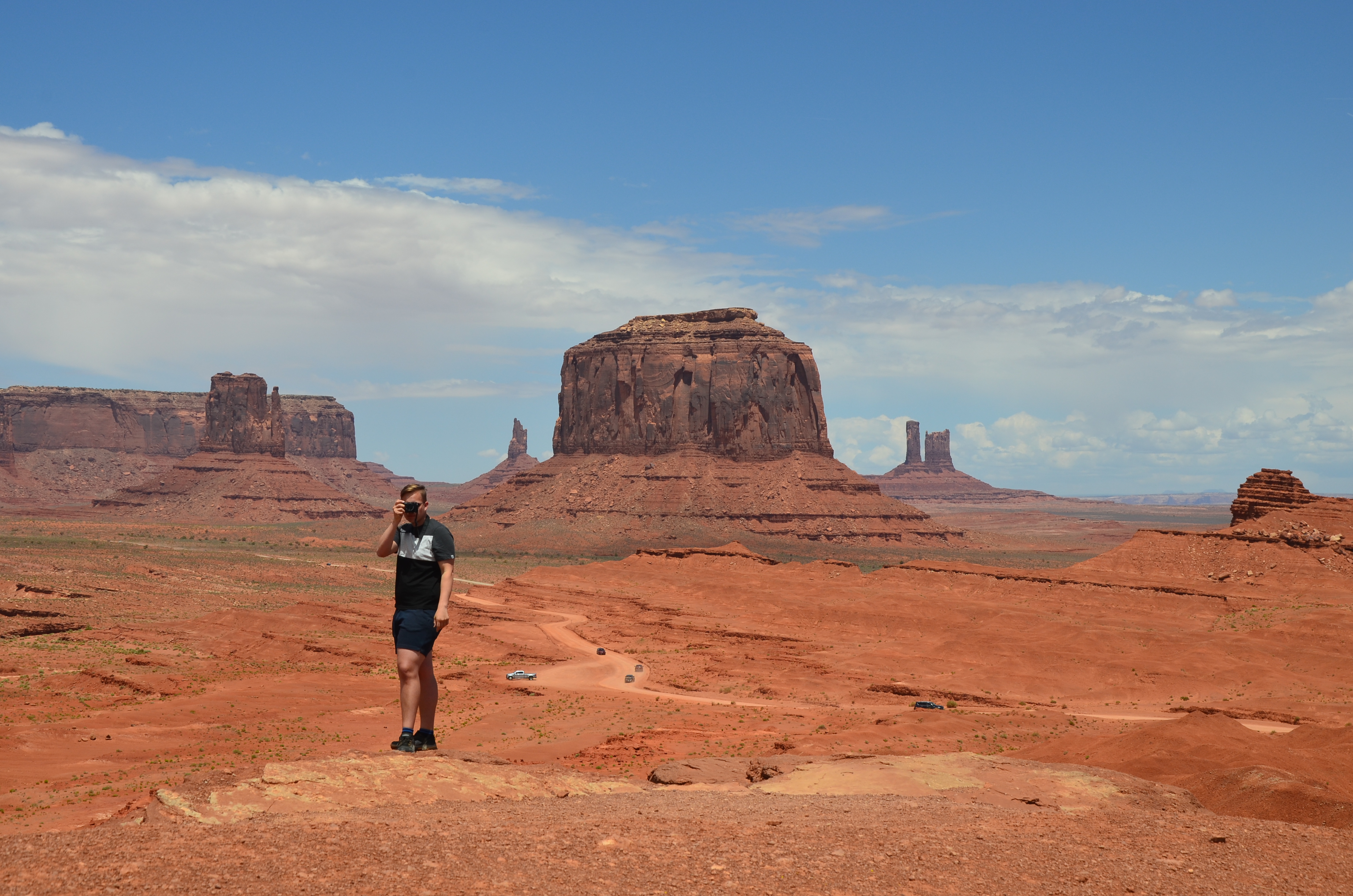 Julian – Travel Explorer